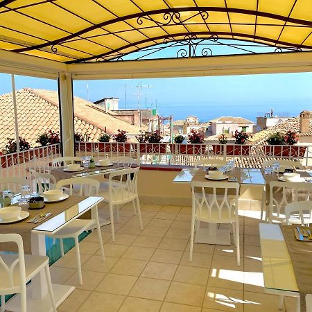 Bed and Breakfast Residenza Il Barone Tropea Exterior foto