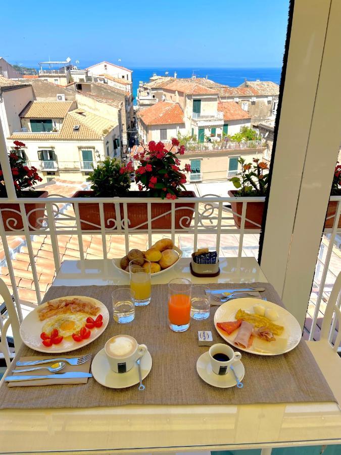 Bed and Breakfast Residenza Il Barone Tropea Exterior foto