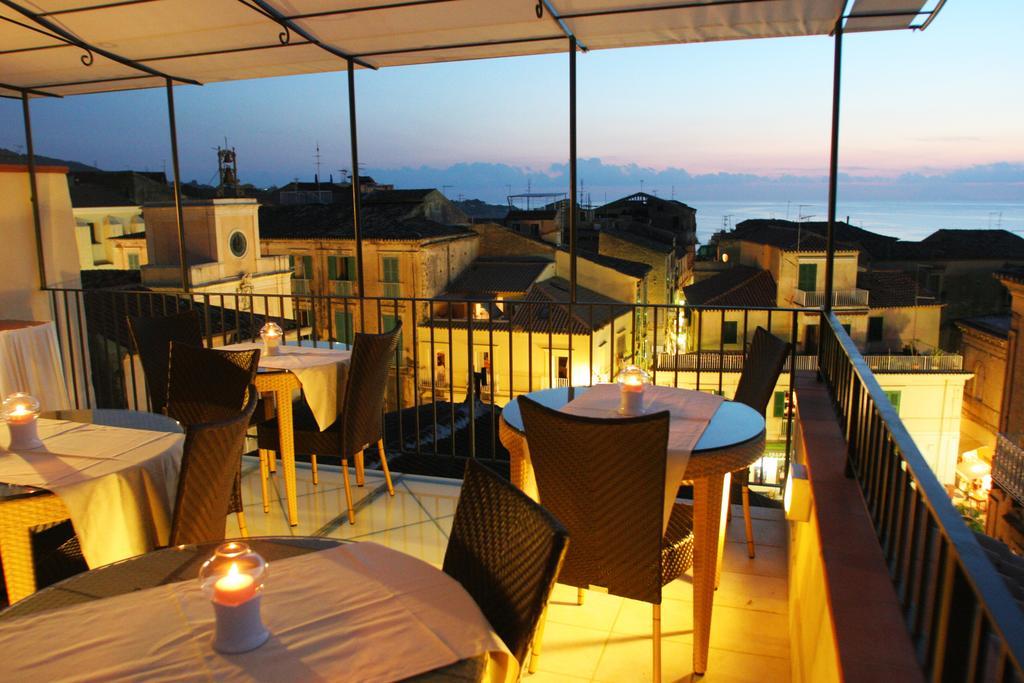 Bed and Breakfast Residenza Il Barone Tropea Exterior foto